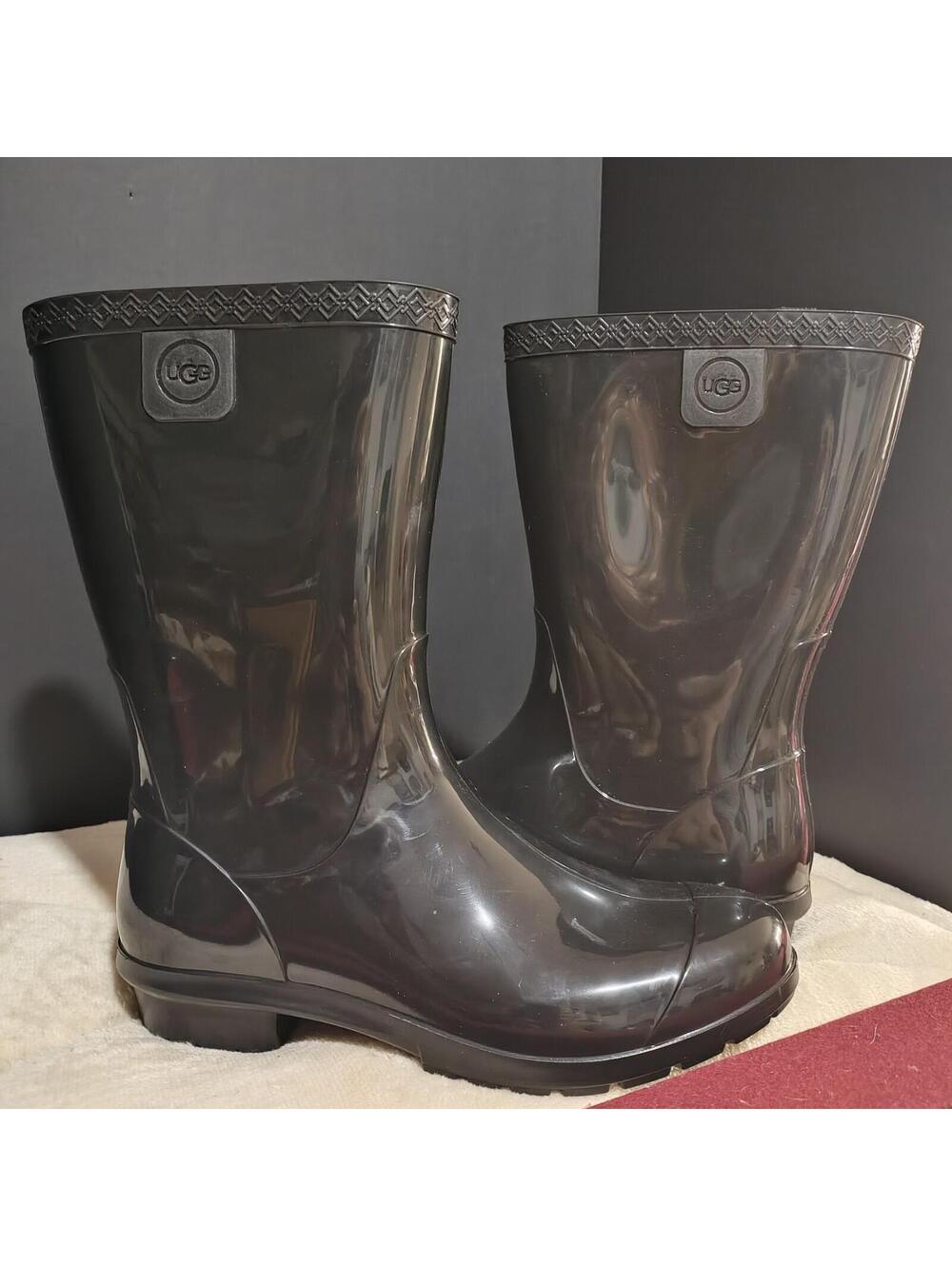 UGGS Kids RAANA Rain Boots Black Size 4 New